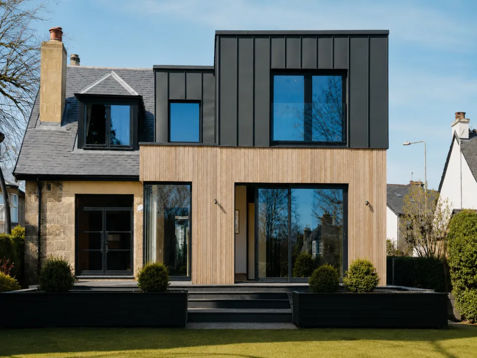 Kirsty – A Frameless Glass Extension in Paisley